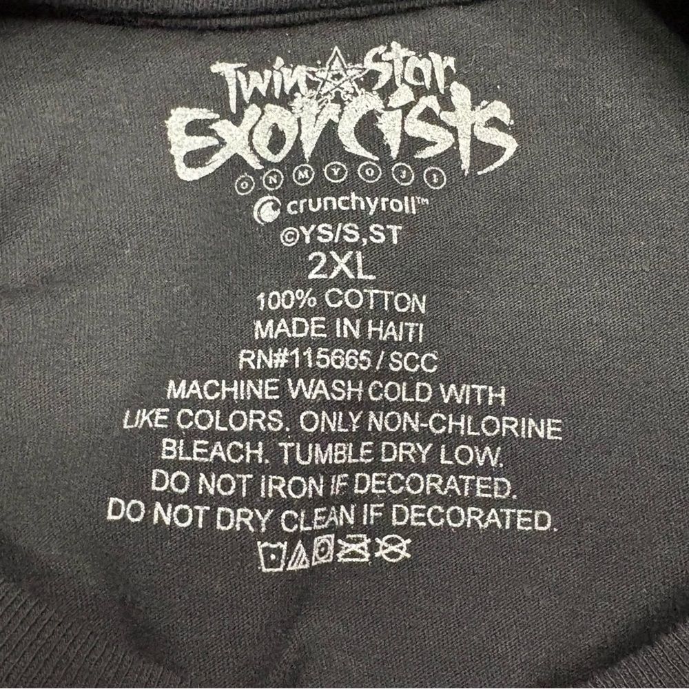 Black Graphic T-Shirt YS/2XL -S - Picture 3 of 10